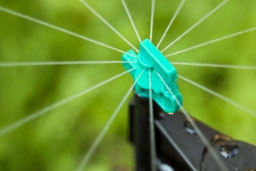 Microaspersores como proteger los cultivos de las heladas